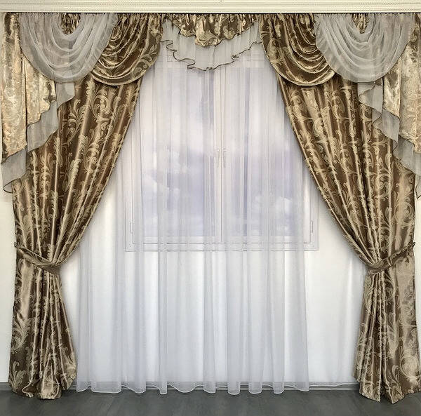 

Качественные Турецкие шторы блэкаут с ламбрекеном 150х270 см ( 2шт ) Цвет - Капучино