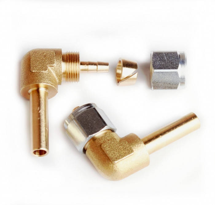 

Фитинг термопластиковой трубки угловой ПВХ D 8 на D 6 (медь)