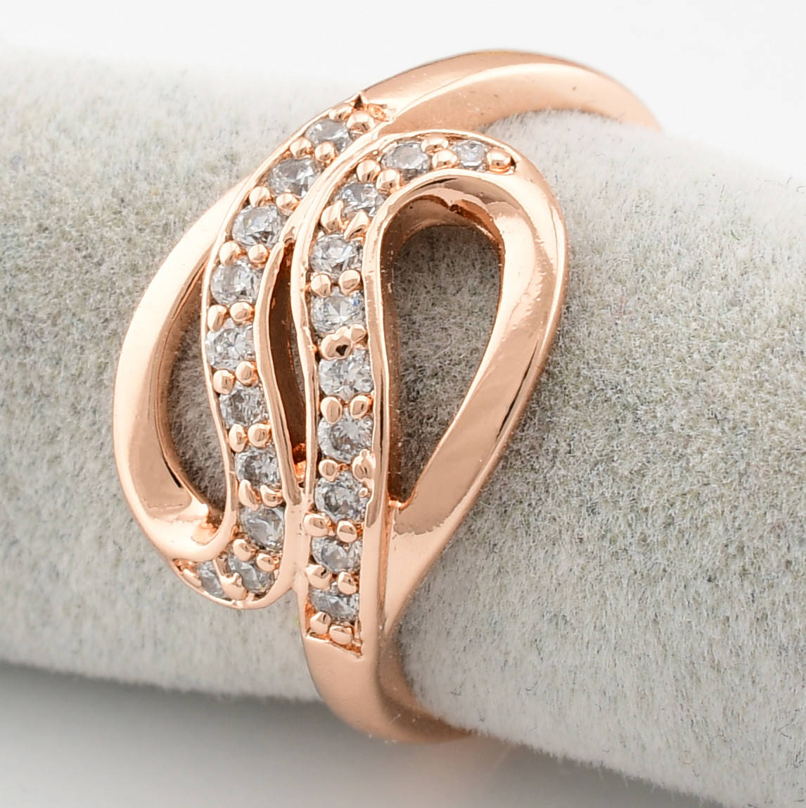 

Кольцо Xuping 30725 ширина 12 мм белые фианиты позолота РО размер 16