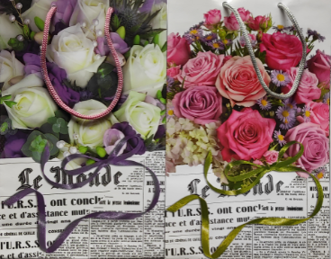 

Пакет бумажный подарочный цветы