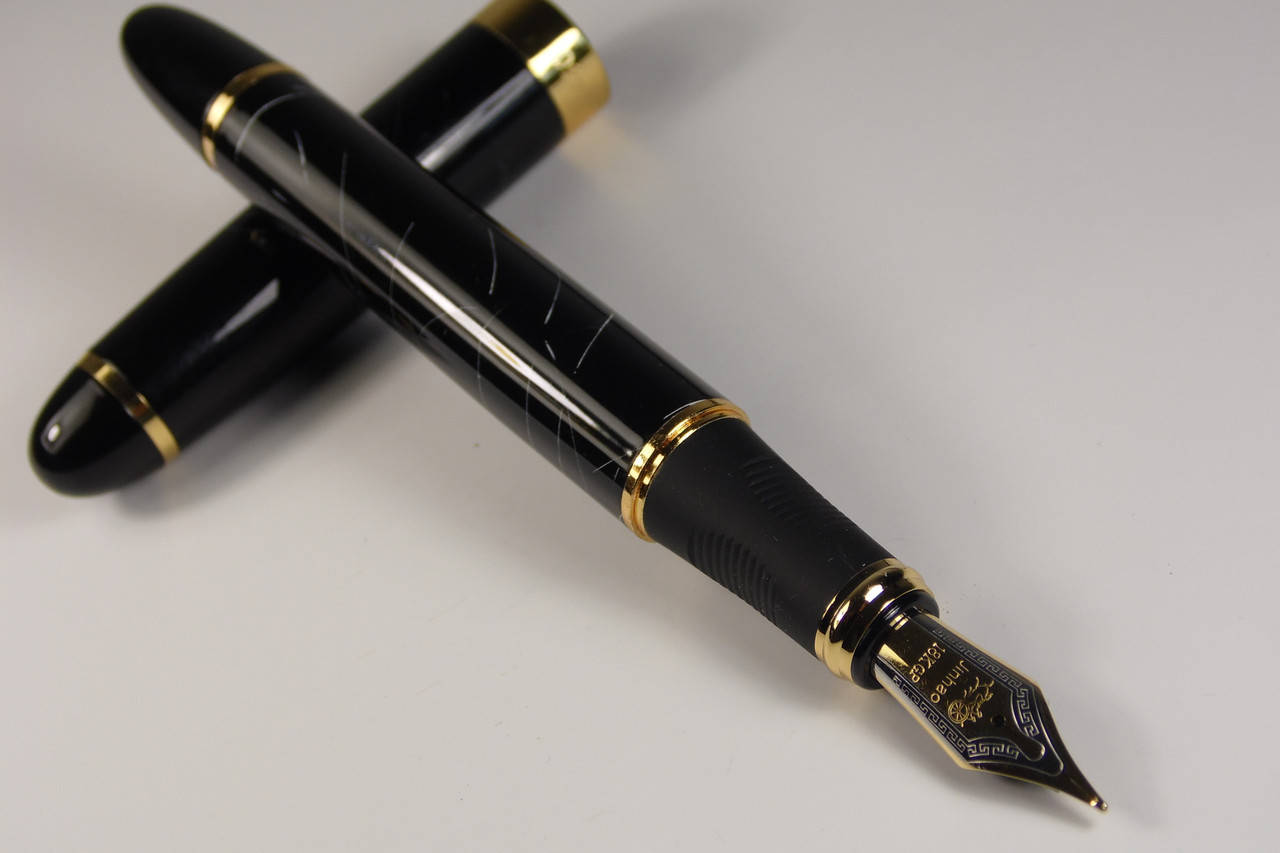 

Ручка чернильная Черный+паутинка