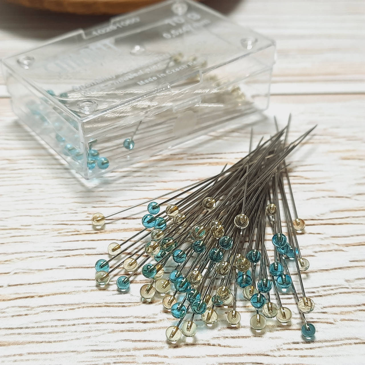 

Булавки кравецькі зі склянними головками жовті та блакитні, 0,5*47мм, 10г, GALANT