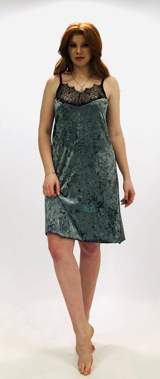 

Ночная рубашка бархатная с кружевом