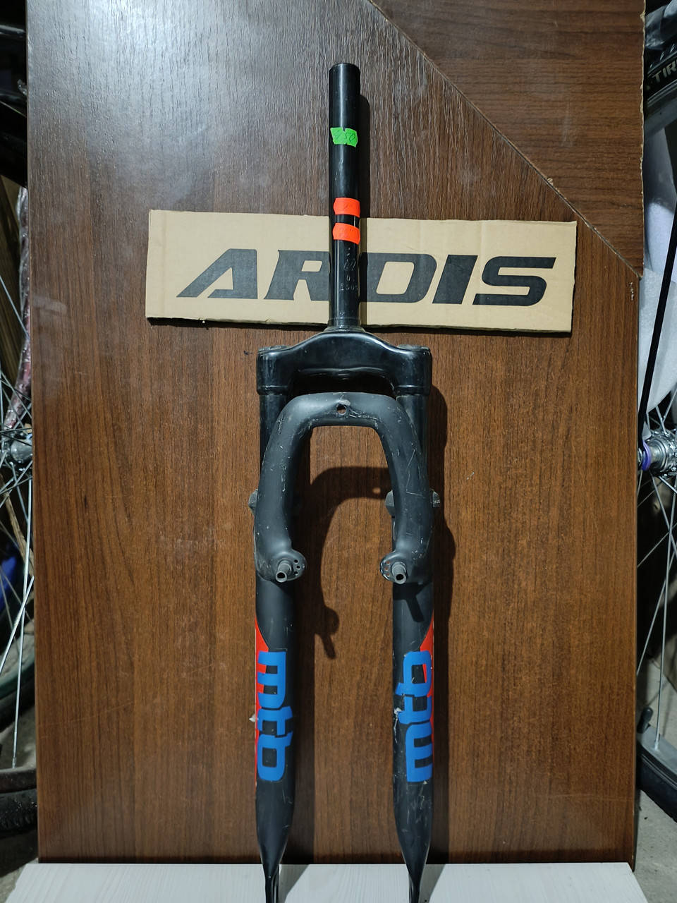 

Вилка 26 ZOOM MTB V-brake Безрезьбовая