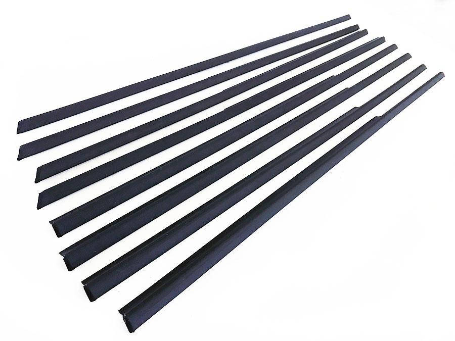 

Комплект уплотнителей стекла двери Бархотка (юги) ВАЗ 2101-06 Пластэк (Россия)