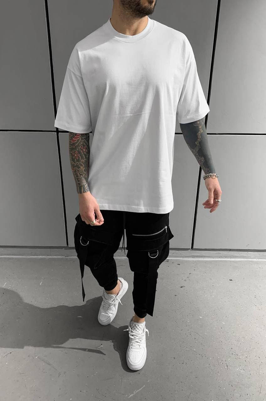 

Мужская футболка оверсайз однотонная белая на каждый день