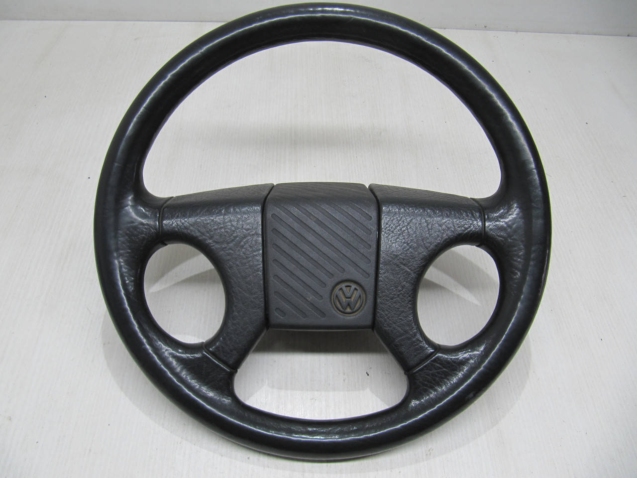 

Руль Фольксваген Гольф 2 Джетта 2 Пассат Б3 VW Passat B3 Golf 2 Jetta 2