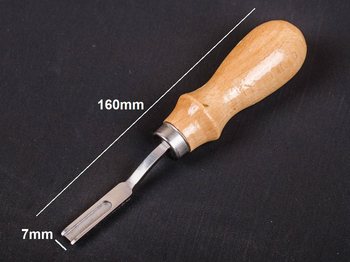 

Стамеска "французская" 7 мм для брусовки края кожи (87-1570)