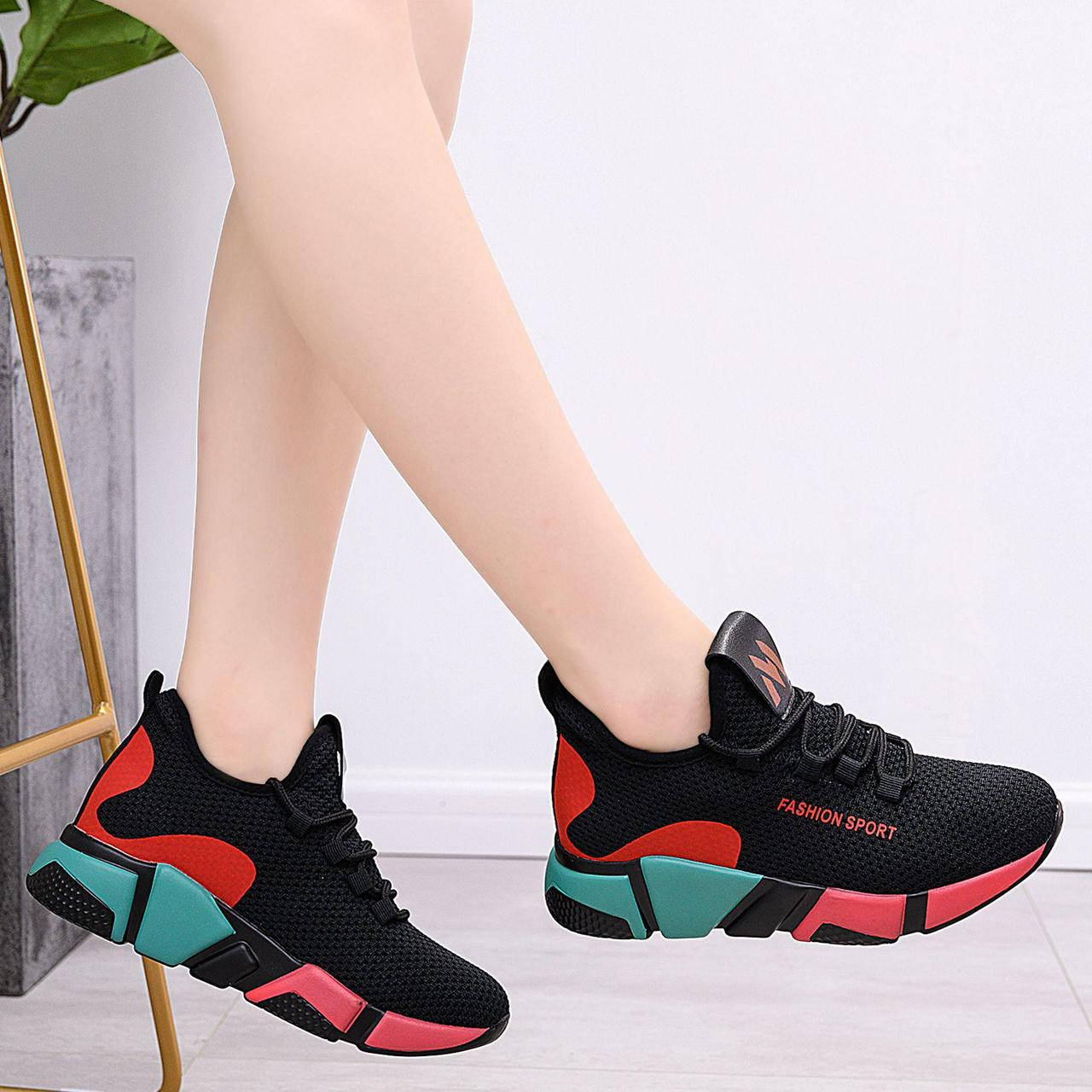 

Стильные летние кроссовки с яркими вставками, 36 - 40