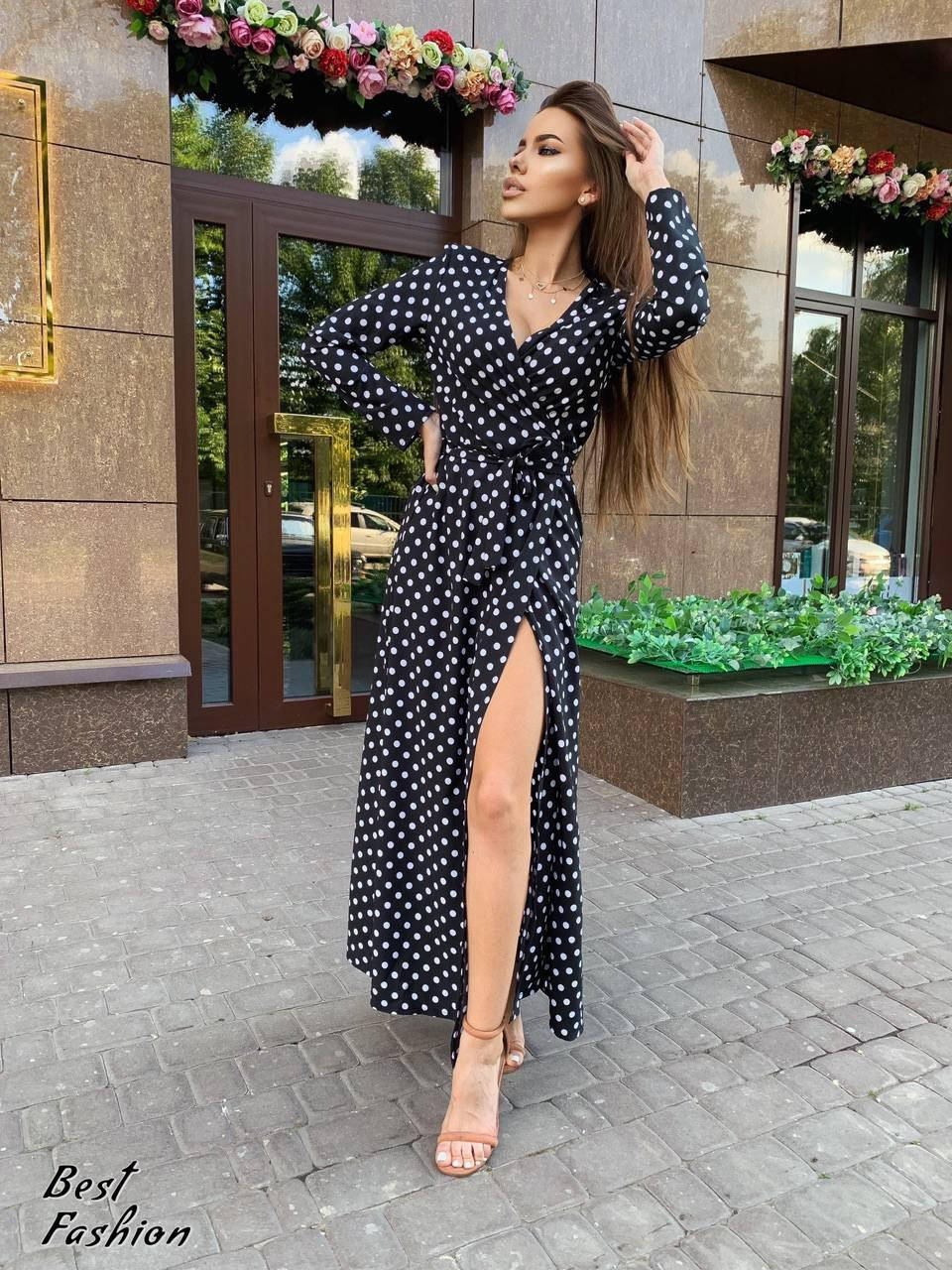 

Женское летнее платье на запах, декольте, черное и белое в горошек