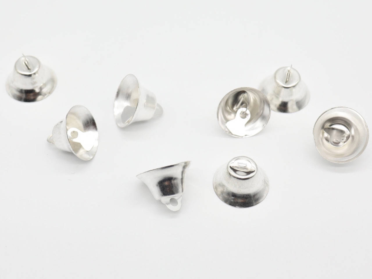 

Колокольчик. Цвет "серебро". 22мм