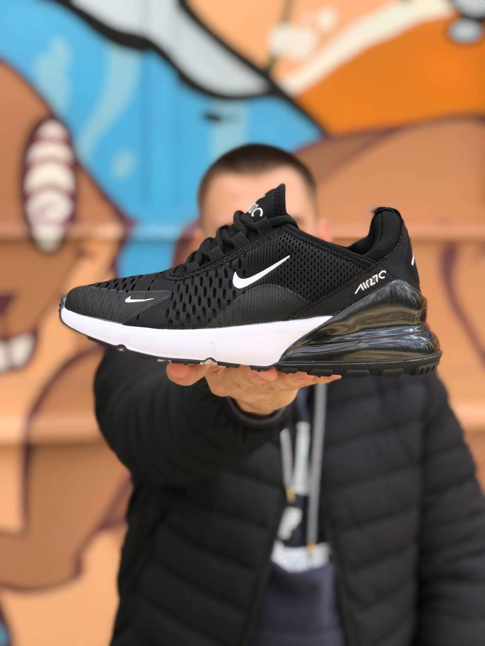 

Кроссовки мужские черные с белым Nike Air Max 270 43, Черный
