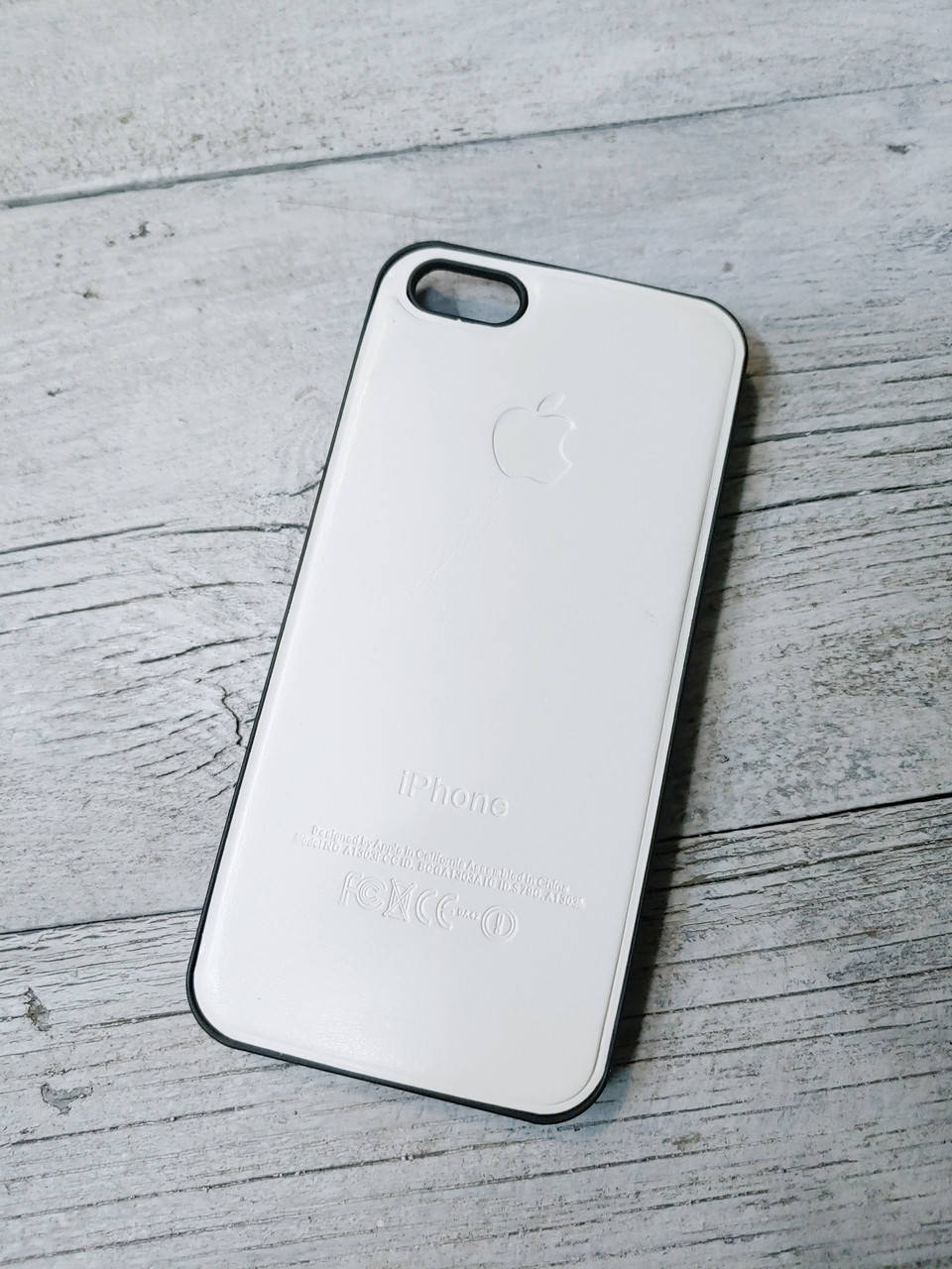 

Противоударный кожанный чехол для Iphone 5 5S SE Senator Белый
