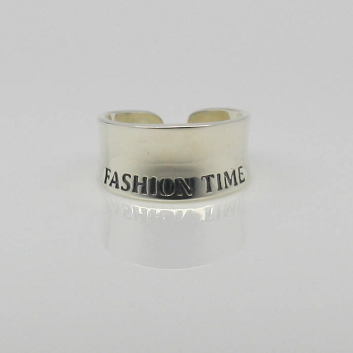 

Кольцо серебряное "Шелли - Fashion Time" с разрывом