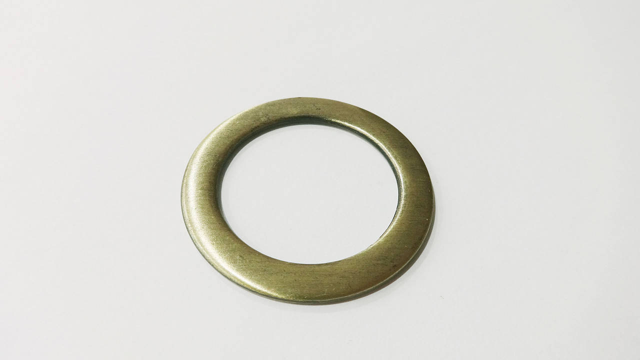 

Кольцо металлическое оксид