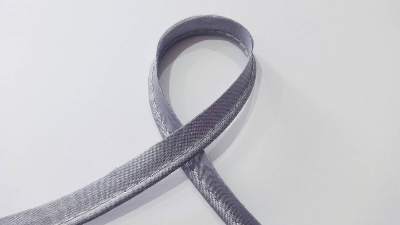 

Кант встрочной атласный 11 мм Peri (121) серый