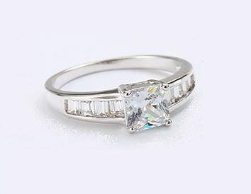 

Кольцо родий, Классика с квадратным цирконием, р. 19, Xuping