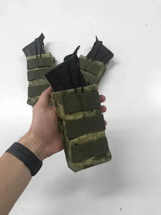 

Подсумок под магазин АК ( пиксель )