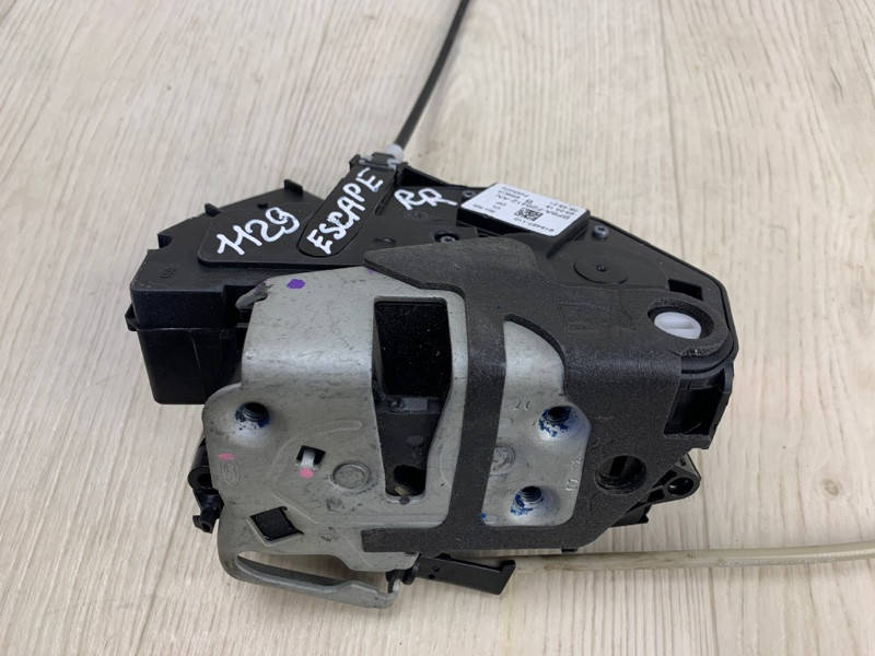 

Замок двери FORD ESCAPE TM2 2018 CP9Z-5426412-A Задн. Прав.