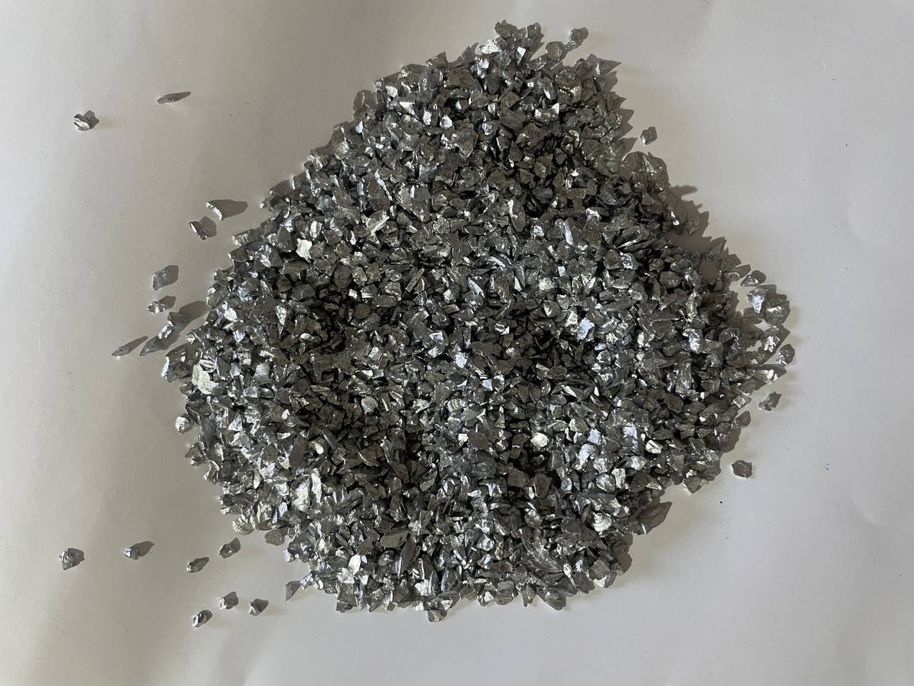 

Стеклянная крошка Серебро