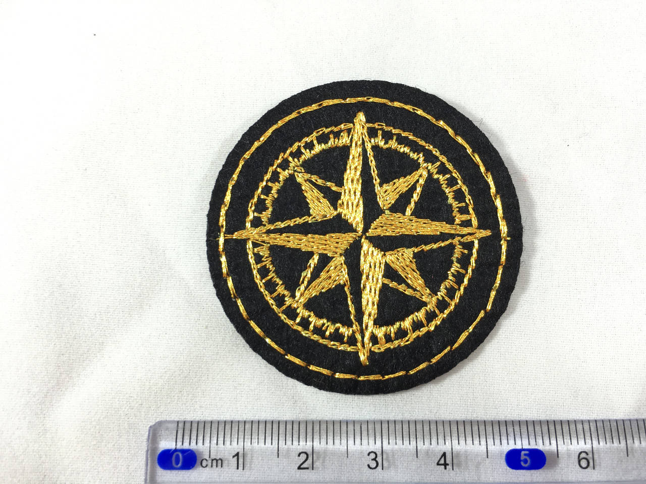 

Нашивка роза ветров 50 мм