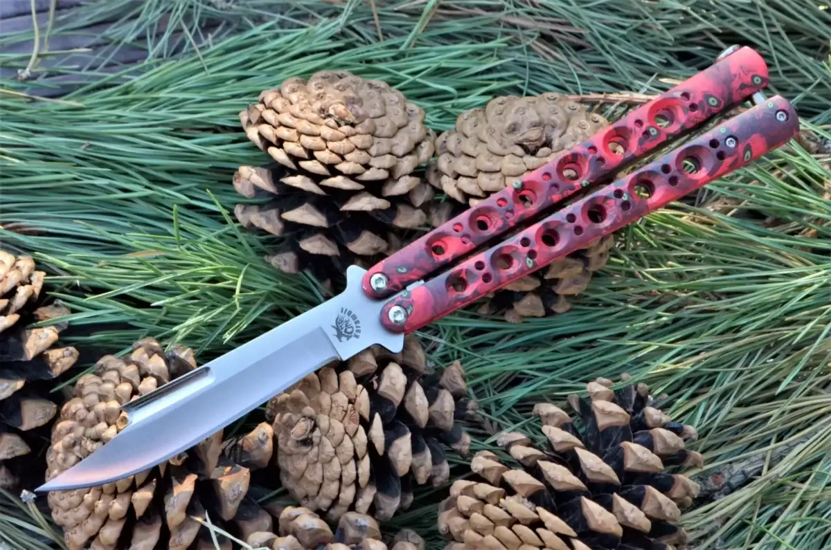 

Нож бабочка CS GO Red Devil, Красный