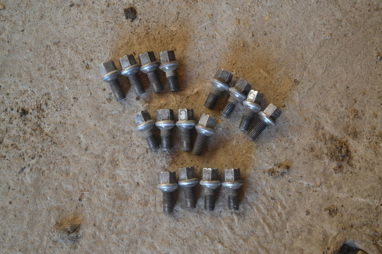 

Болты колесные Фольксваген