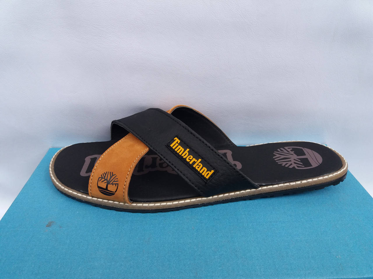 

Шлепанцы мужские кожаные Timberland (черные с оранжевым)М5056 43, Черный