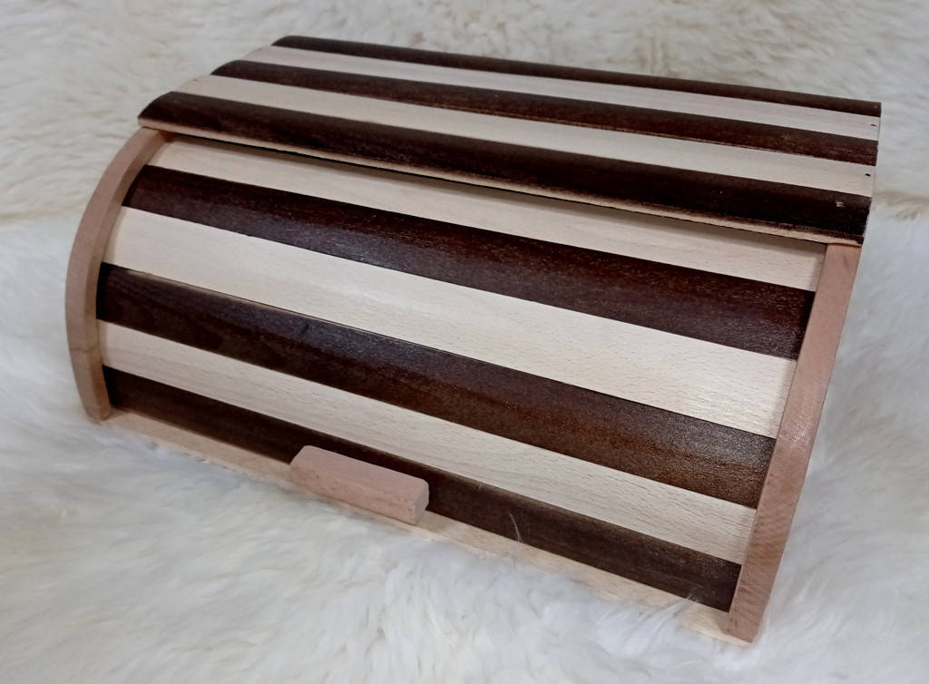 

Хлебница деревянная 11