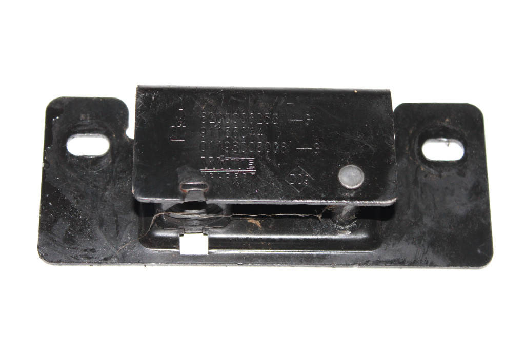 

Ответная часть замка зад верх RENAULT TRAFIC 2000-2014 8200006253