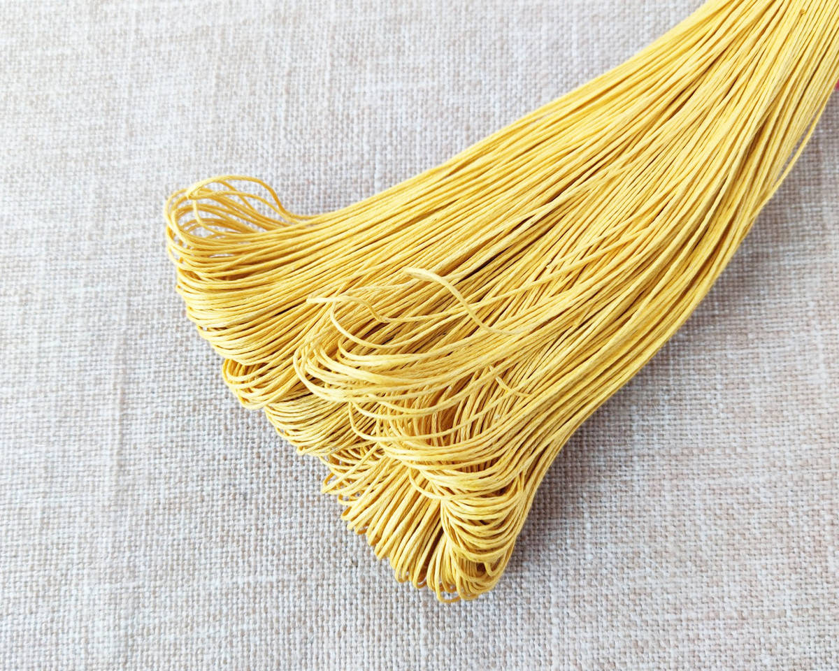 

Шнур льняной вощеный желтый 1 мм, 5 м