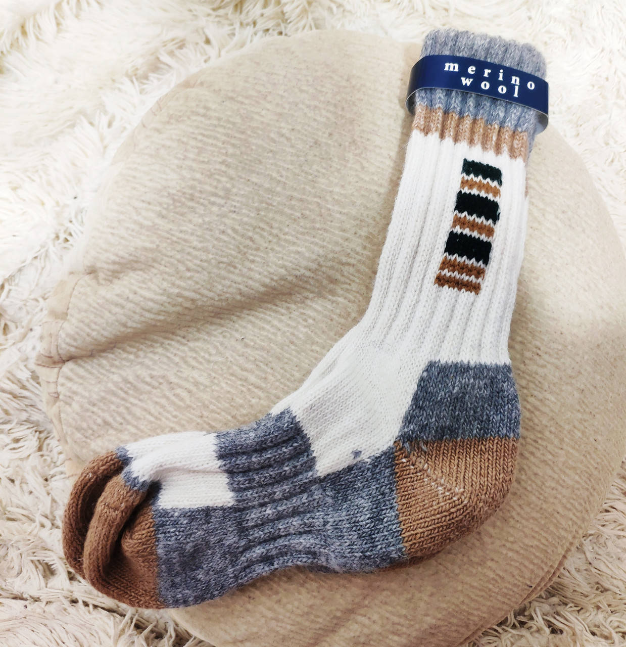 

Натуральные трекинговые носки из тонкой и мягкой шерсти мериноса Merino Wool мужские женские шерстяные