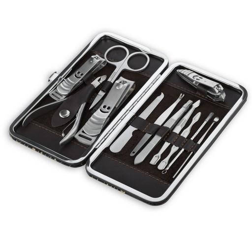 

Набор для маникюра и педикюра maXmaR из 12 инструментов в кожаном футляре МS-14