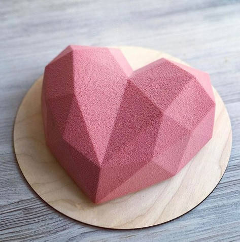 

Форма силиконовая для евродесертов "Сердце граненное"