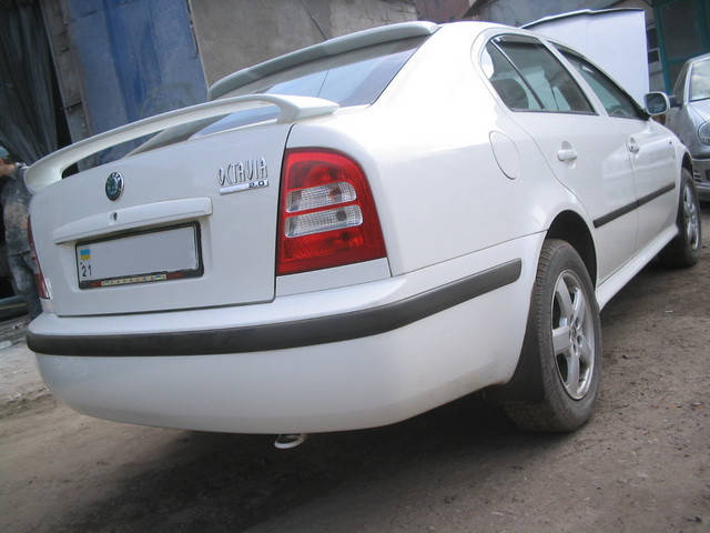 

Тюнинговый спойлер Шкода Октавия 2 RS (2000 - 2006)