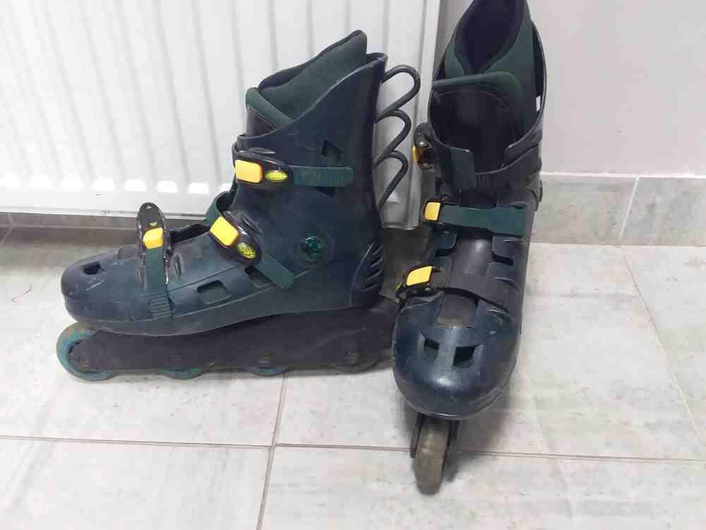 

Роликовые коньки Б/У Роликовые коньки Size 36-39