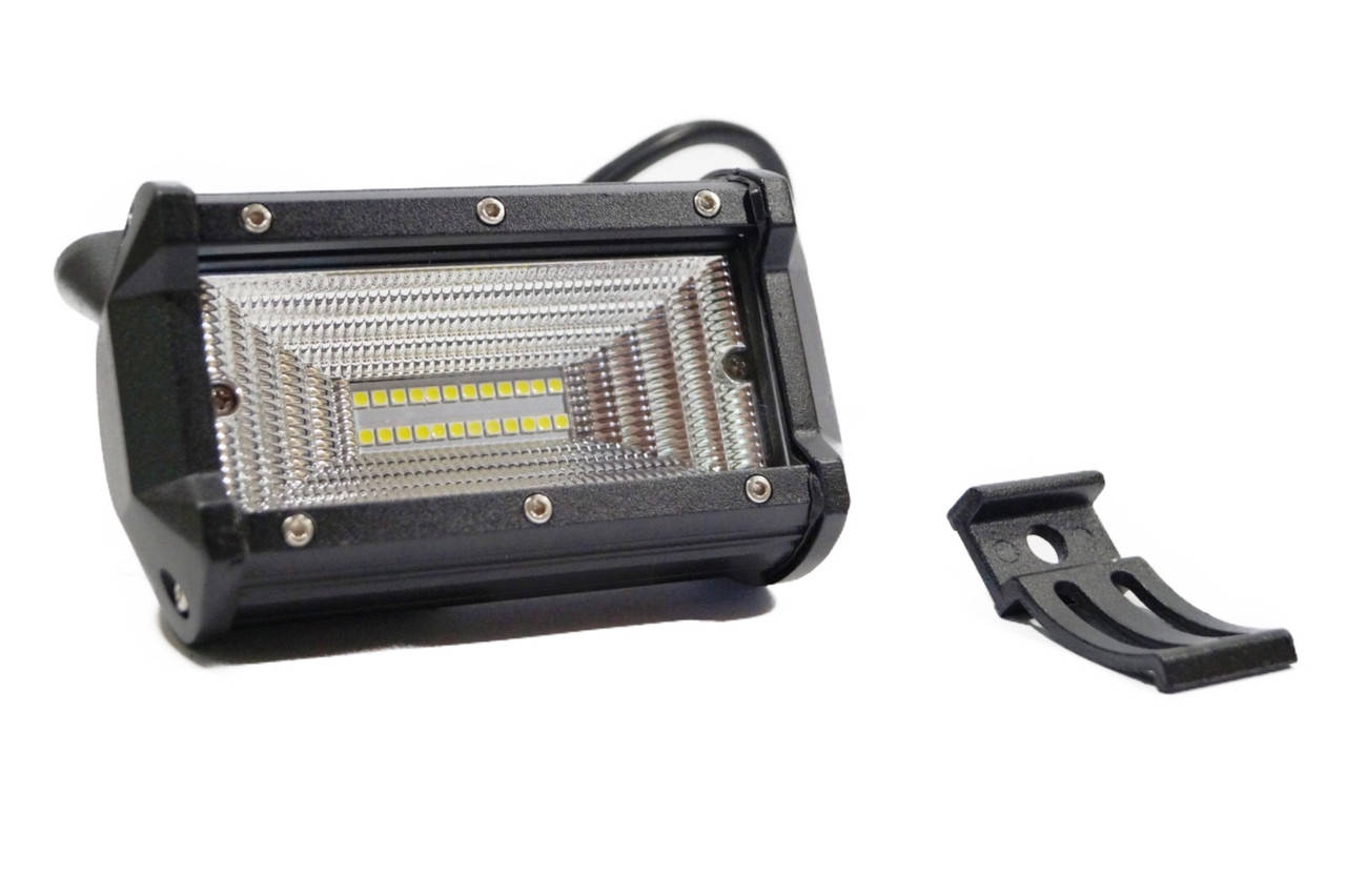 

Светодиодная LED фара 72Вт Ближний свет (светодиоды 3w x24шт)