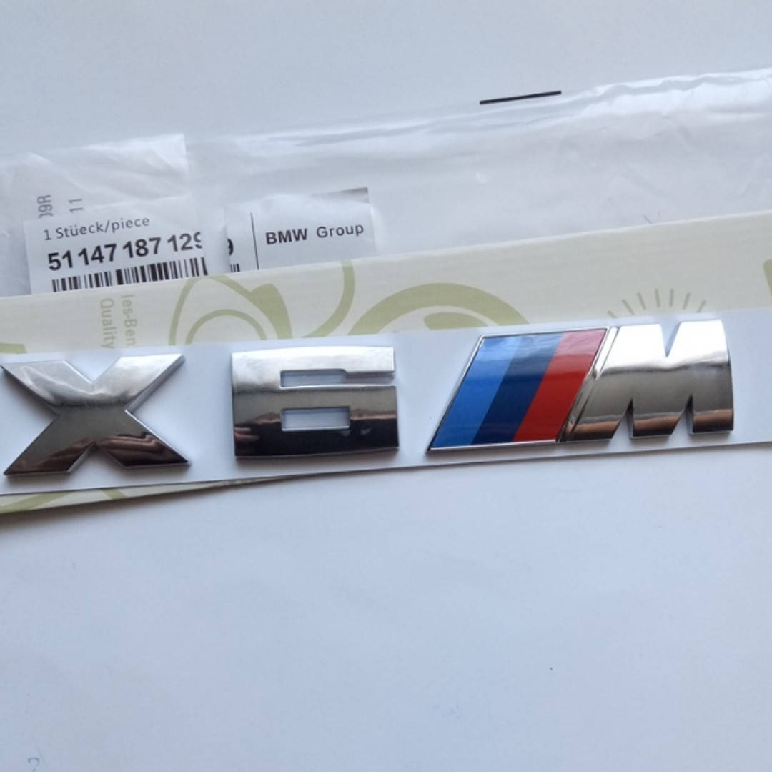 

Шильдик надпись X6M на крышку багажника