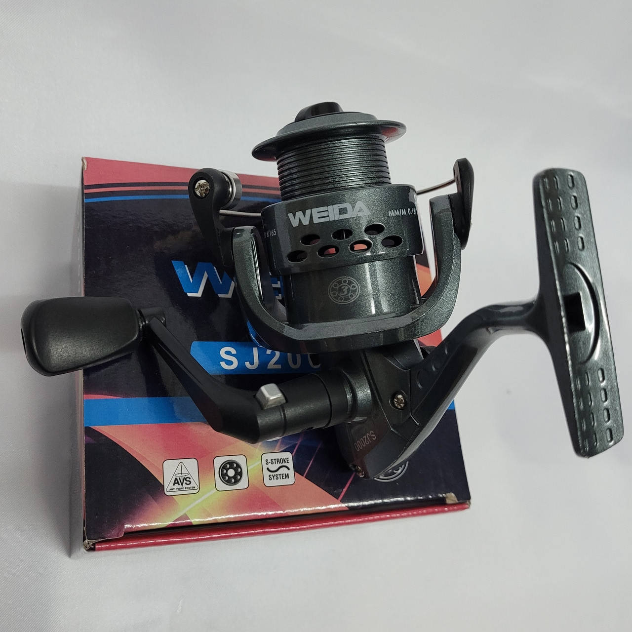 

Kатушка на спиннинг Weida (Kaida) SJ 2000 ( передний, фрикцион 3 BB)