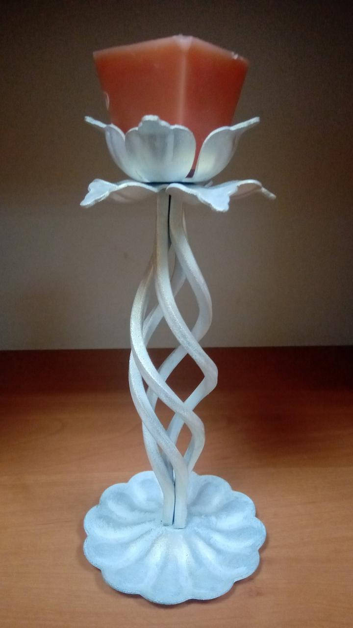 

Подсвечник кованый