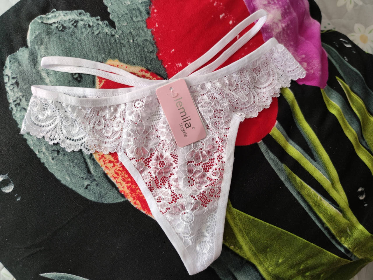 

S,M,L,Xl Кружевные трусики стринги Lemila Венгрия белый M