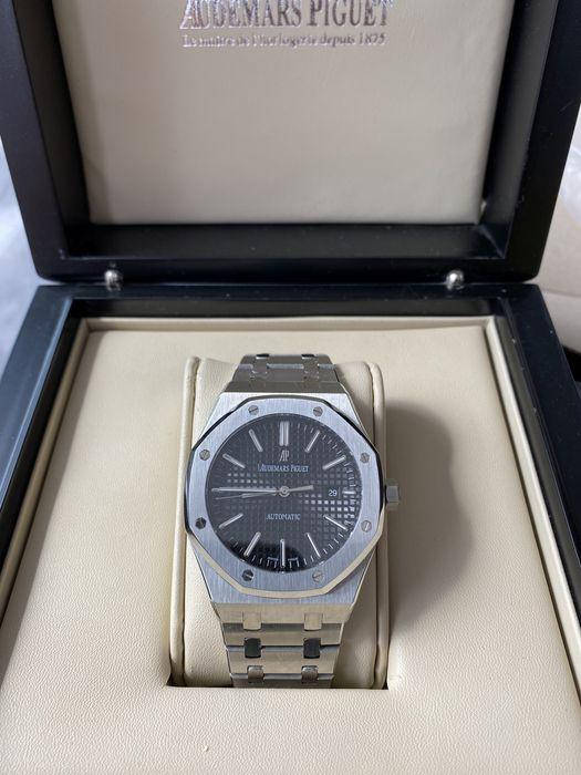 

Наручные часы Audemars Piguet механические с автоподзаводом