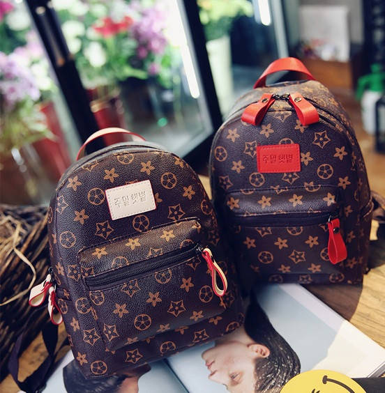 

Маленький женский рюкзак LV, Красный