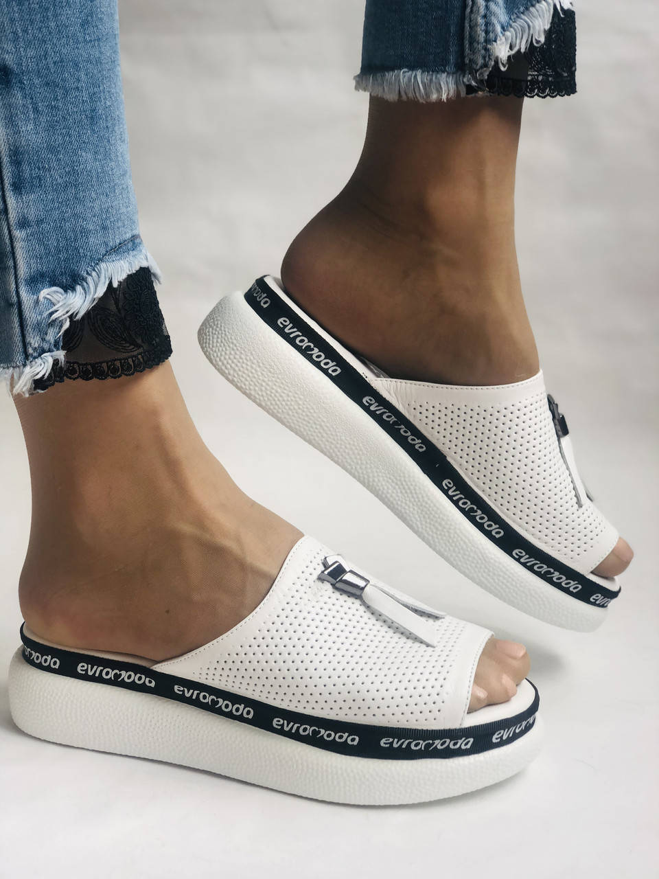 

Evromoda. Женские сабо на средней танкетке. Белый. Натуральная кожа. Турция Размер 37 38