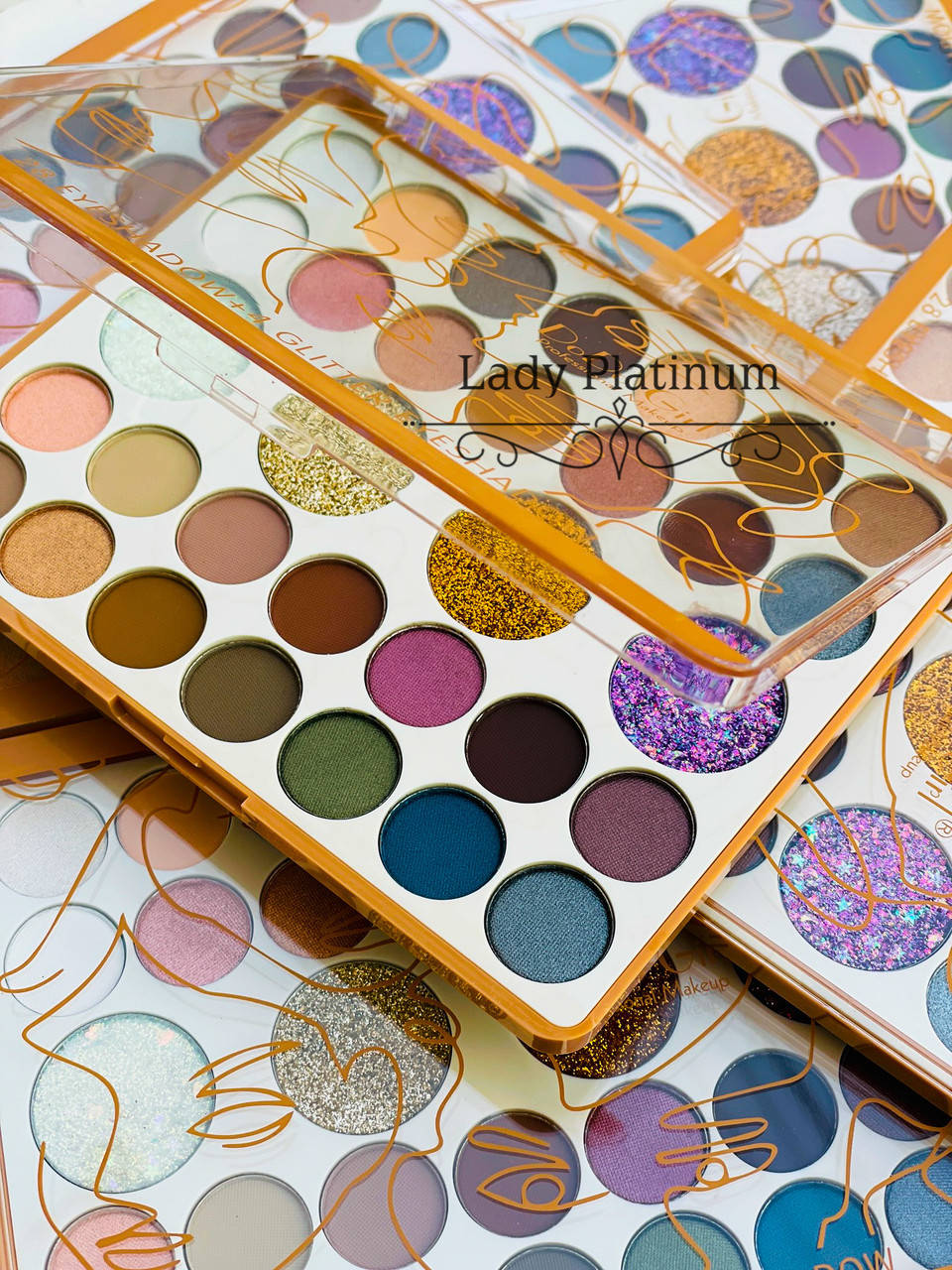 

Палетка теней для век + глиттеры Dodo Professional