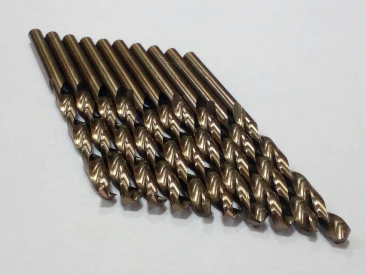 

Сверло по НЕРЖАВЕЙКЕ Р18 - 7,5мм (кобальт) // ГОСТ-10902 (DIN338 G-Co)