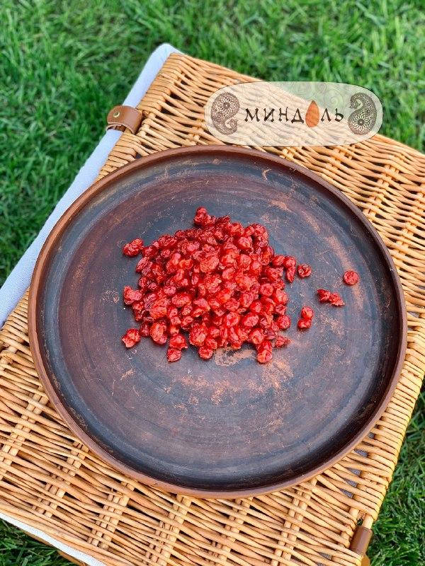 

Вишня вяленая