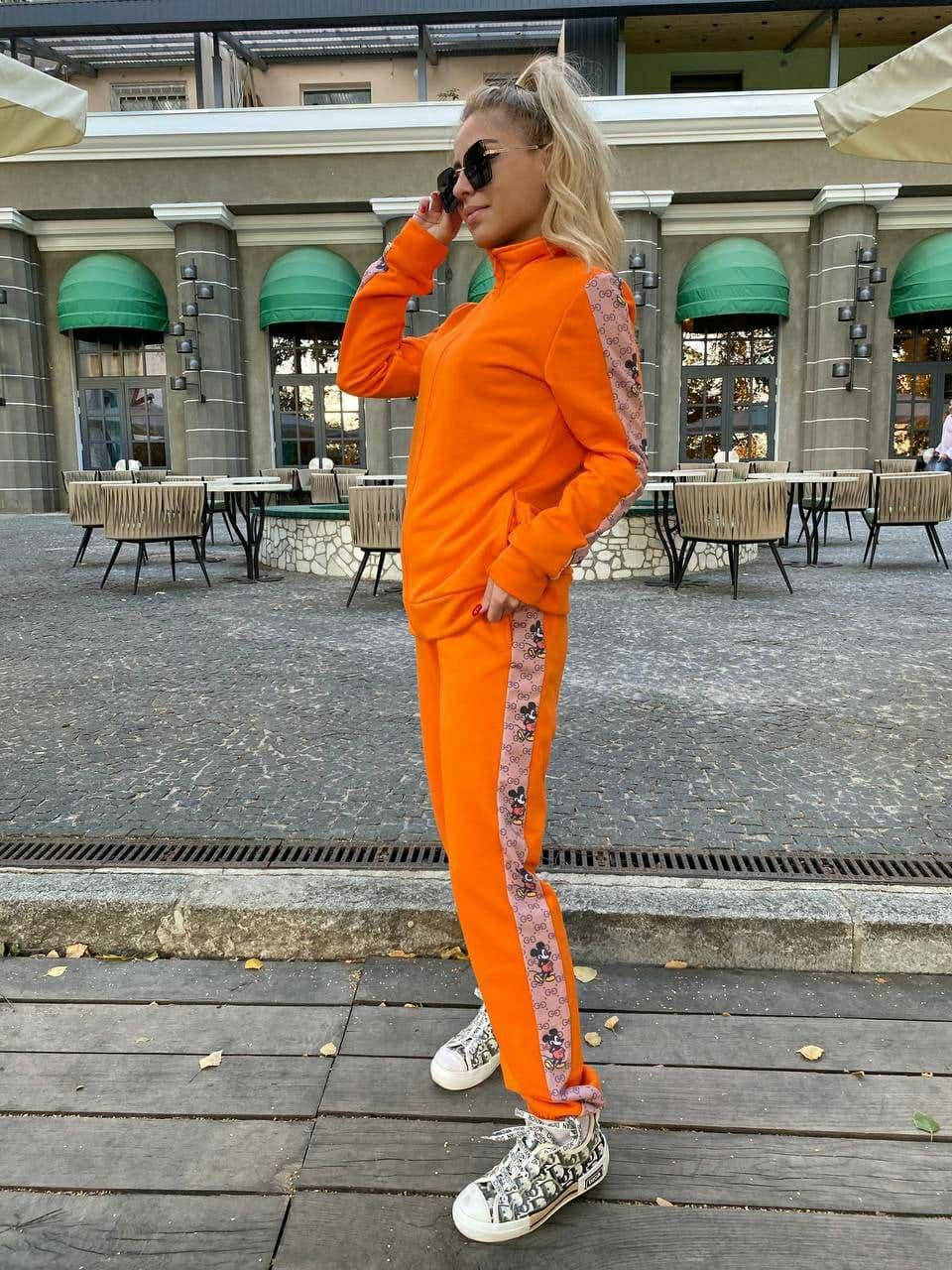 

Женский стильный костюм «Mickey“ 42/46 в ассортименте 4 цвета, Разные цвета