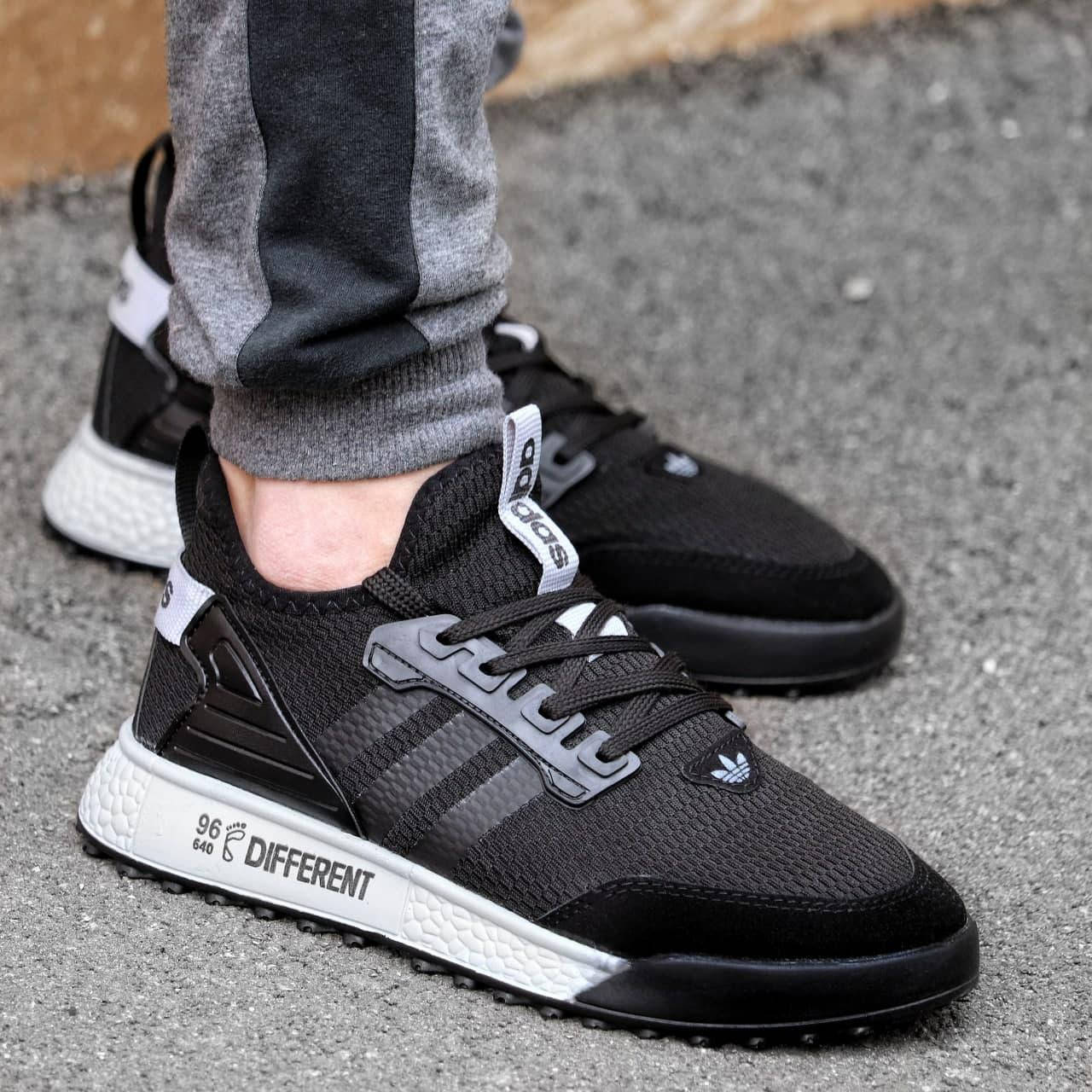 

Кроссовки Adidas Different Black 2 Цвета в наличии 41, Черно-белый