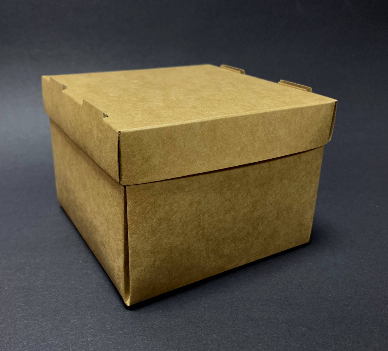 

Коробка из крафта с крышкой 120х120х90 мм